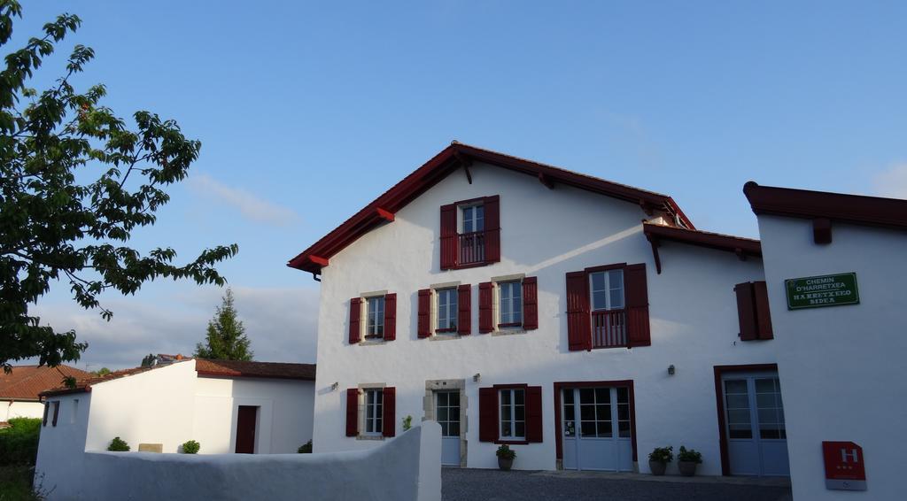 Hotel & Spa Harretchea, Cote Basque Ahetze ภายนอก รูปภาพ