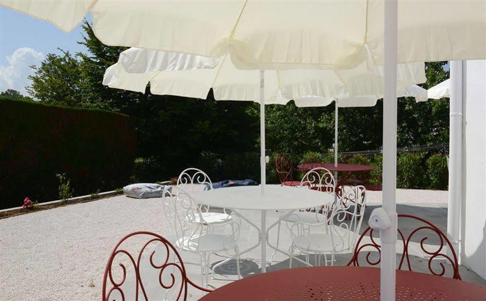 Hotel & Spa Harretchea, Cote Basque Ahetze ภายนอก รูปภาพ