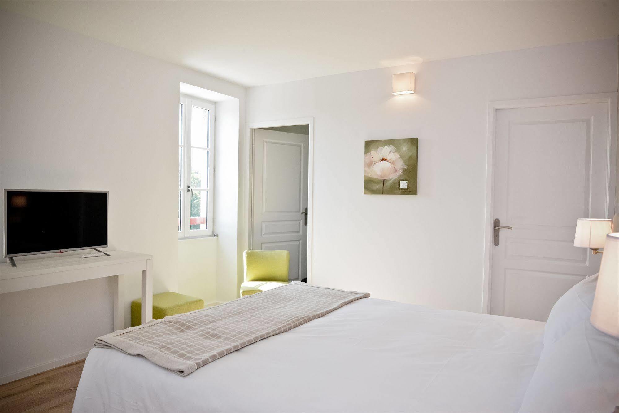 Hotel & Spa Harretchea, Cote Basque Ahetze ภายนอก รูปภาพ