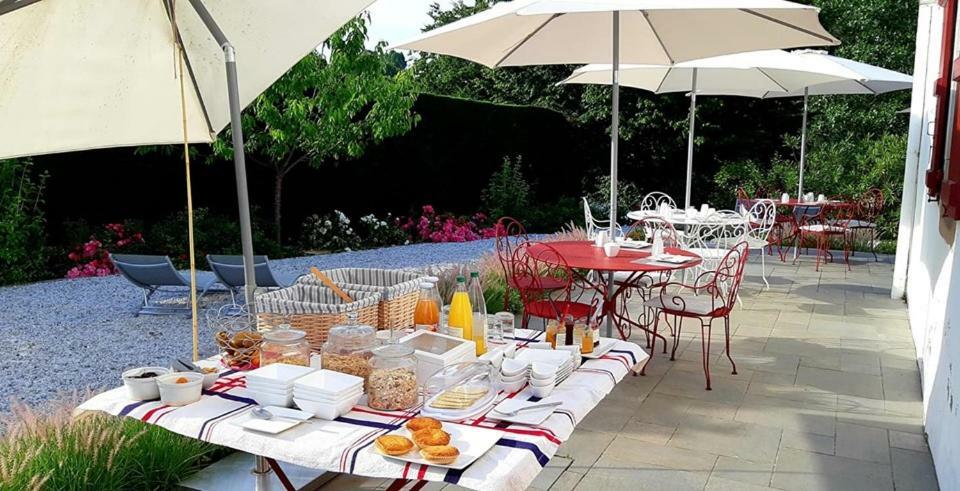 Hotel & Spa Harretchea, Cote Basque Ahetze ภายนอก รูปภาพ